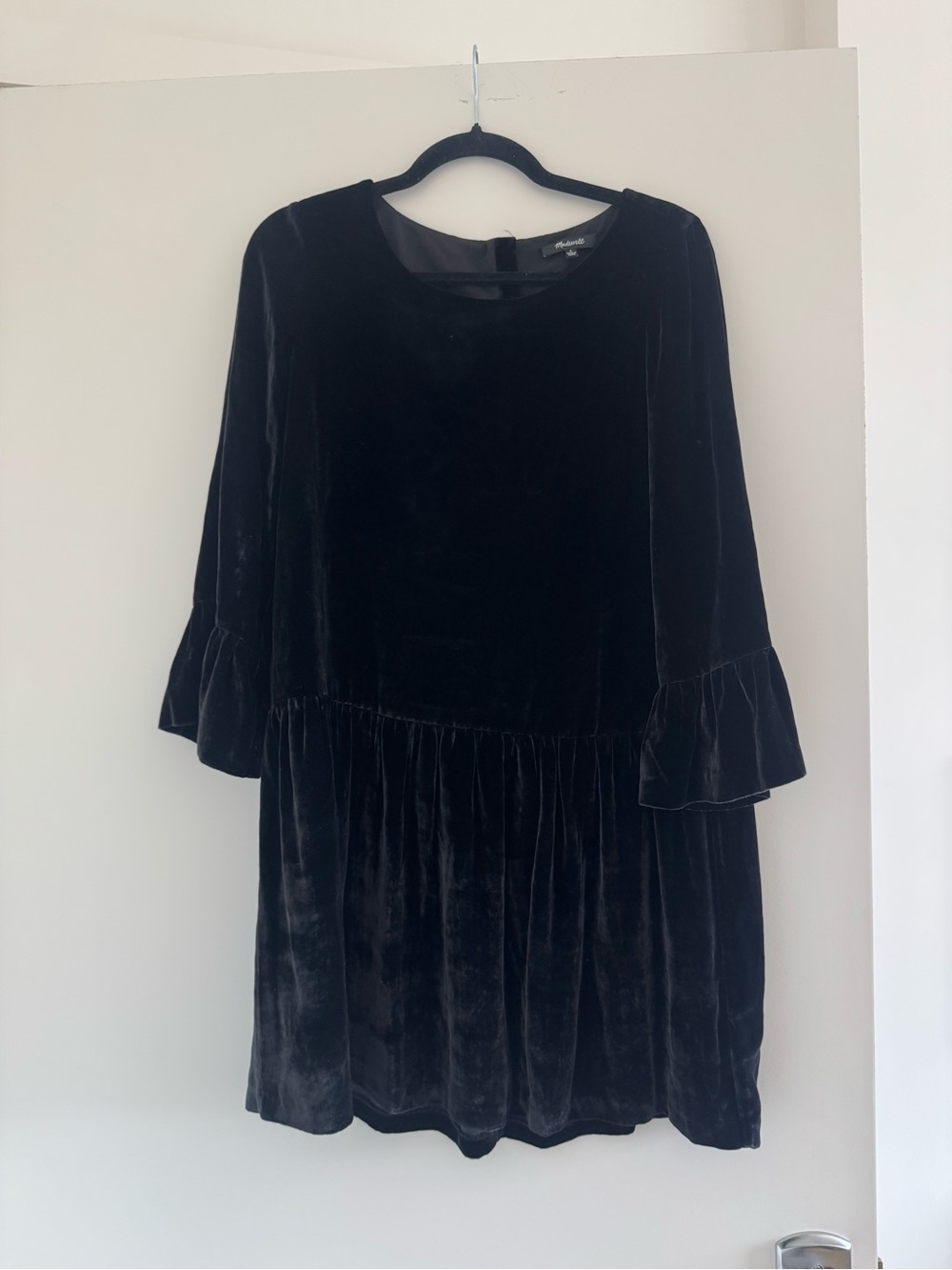 Madewell Black Velvet Ruffle-Sleeve Long Sleeve Dress
